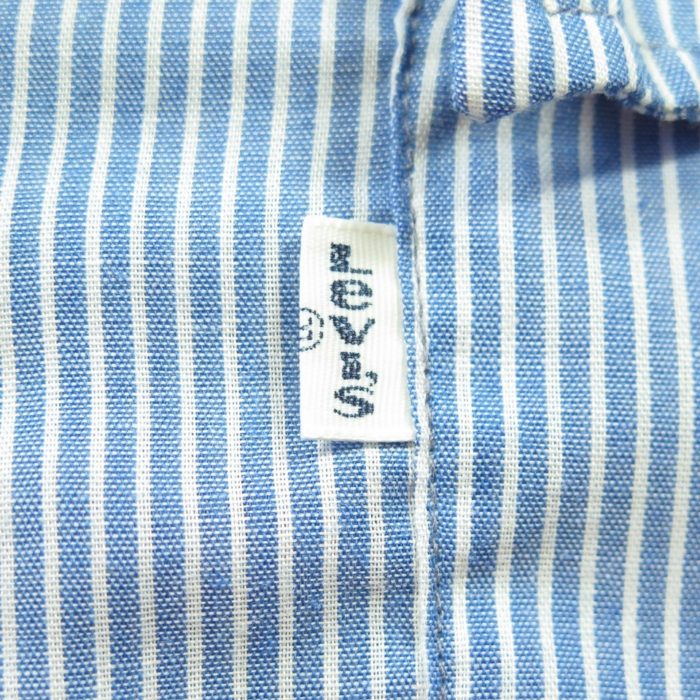 Levis-white-tab-stripe-shirt-H01M-9