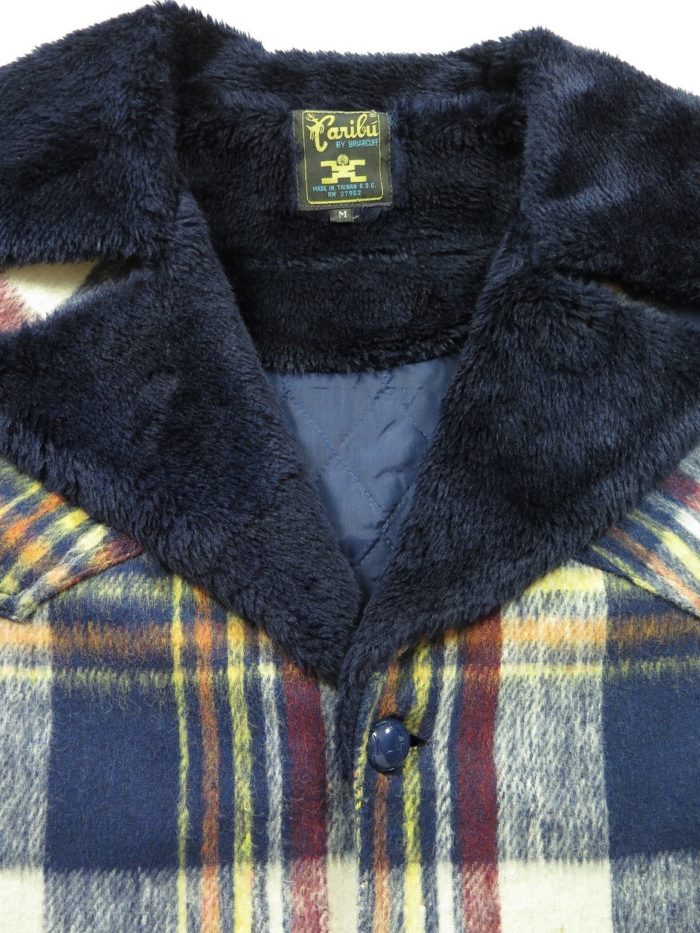 carribu-plaid-fleece-collar-wool-coat-G99C-7