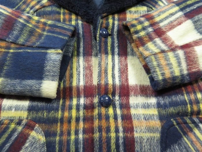 carribu-plaid-fleece-collar-wool-coat-G99C-9