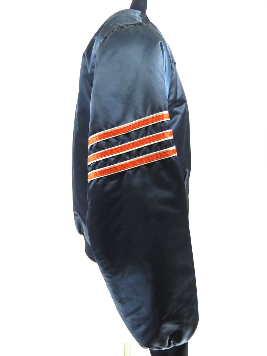 CHICAGO BEARS BIG LOGO SATIN JACKET (BLACK) – Pro Standard