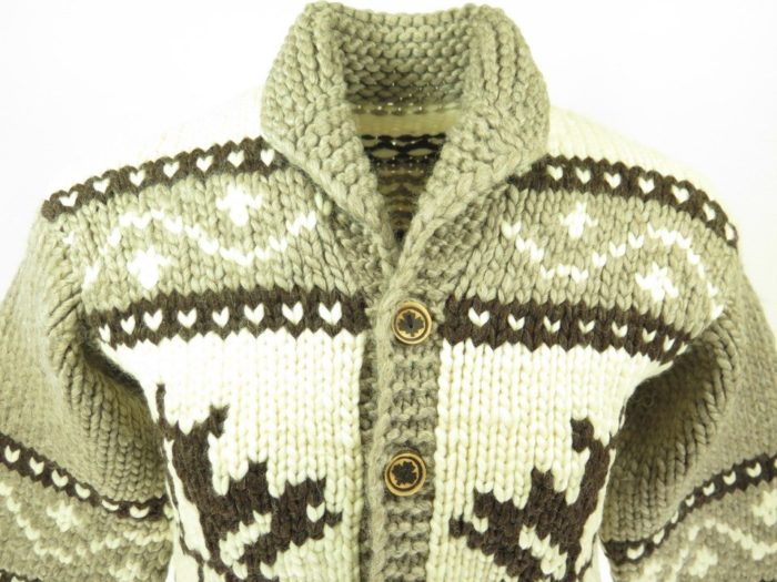Canada-made-cowichan-leaf-sweater-G89K-2