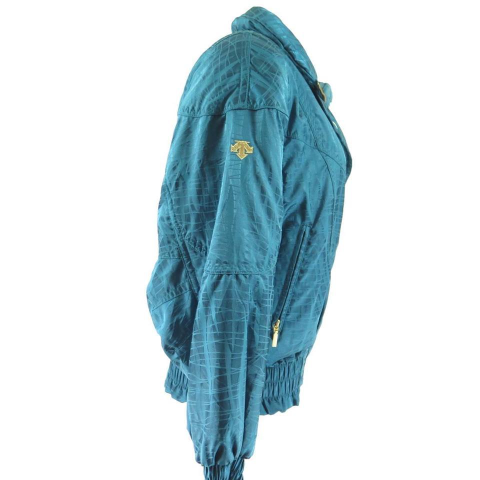 Descente-ski-womens-puffy-jacket-H17N-5