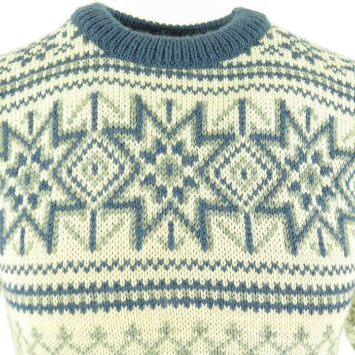 H15Q-dale-white-snowflake-sweater-2