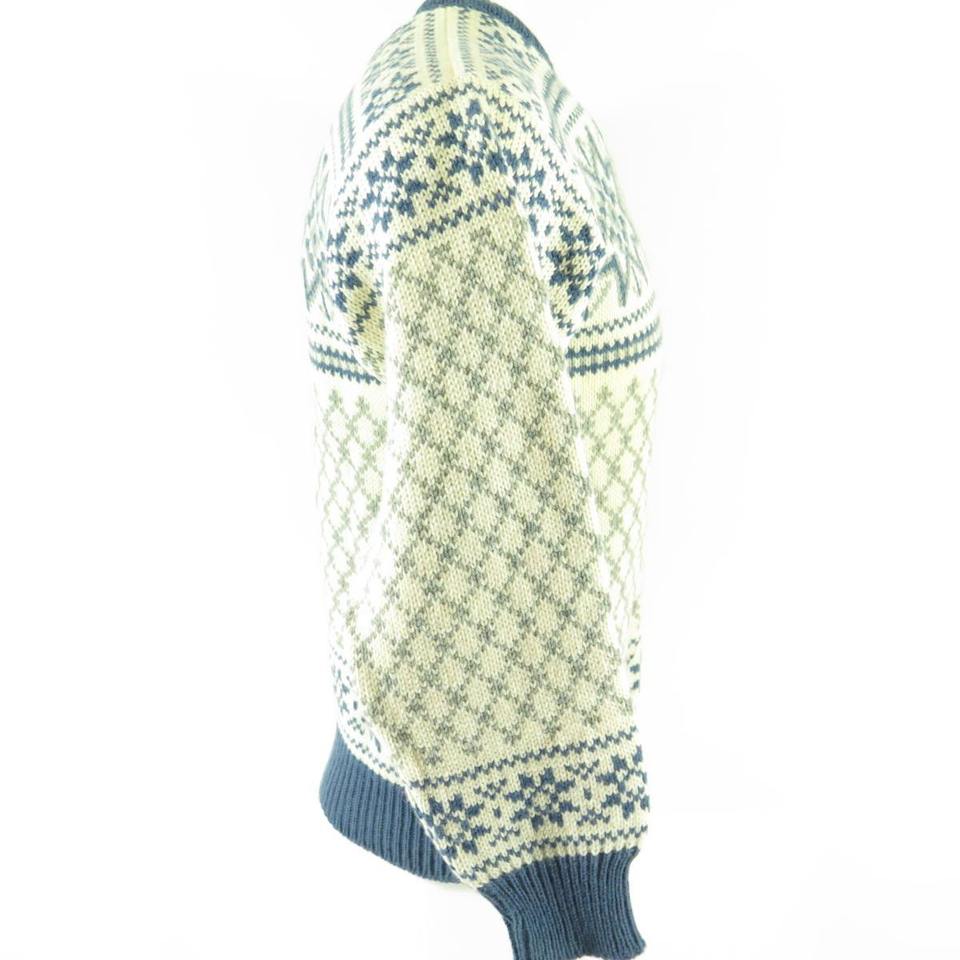 H15Q-dale-white-snowflake-sweater-5