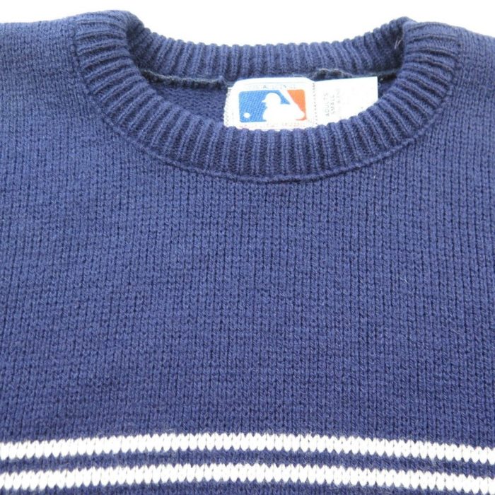 H15T-Cliff-engle-new-york-yankees-sweater-6