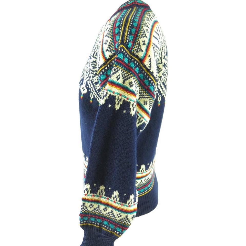 H15U-Dale-blue-winter-pullover-4