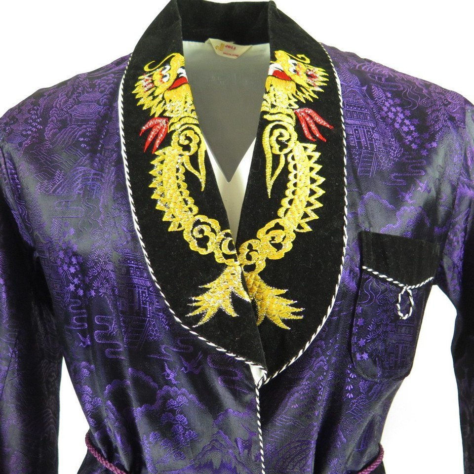 Vintage 70s Joli Embroidered Dragon Silk Robe Mens L The Clothing Vault 8814