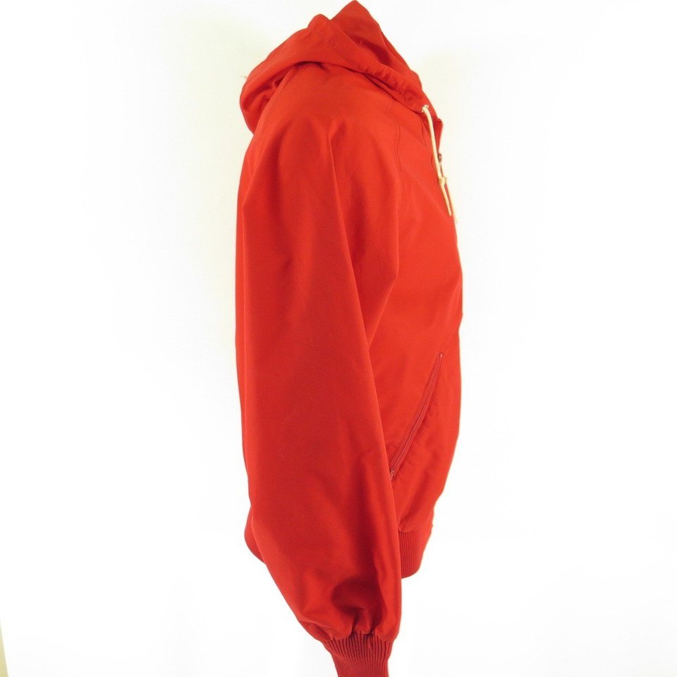 H17H-Levis-windbreaker-hooded-jacket-5