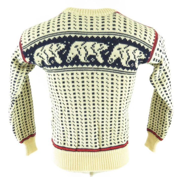 LL-Bean-polar-bear-winter-sweater-H20O-3
