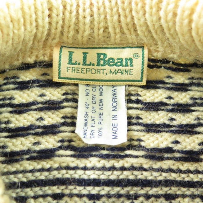 LL-Bean-polar-bear-winter-sweater-H20O-8