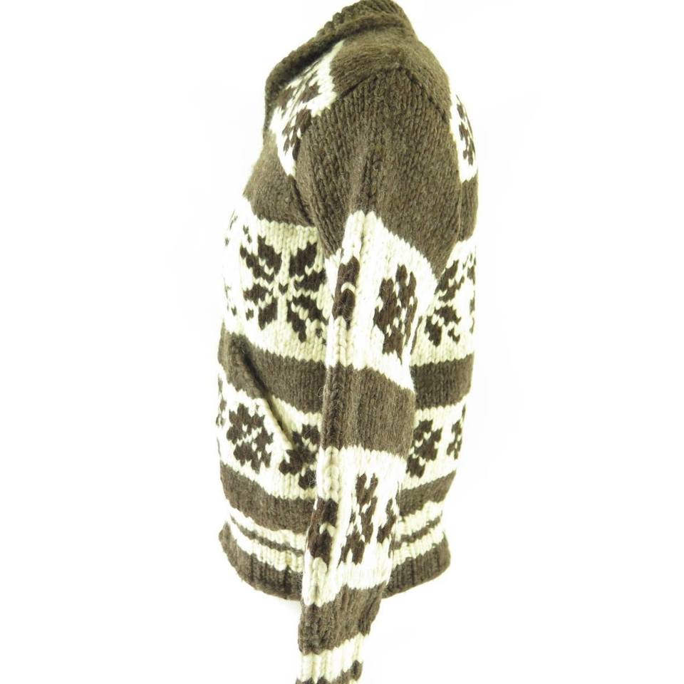 Cowichan-sweater-snowflake-H30H-3