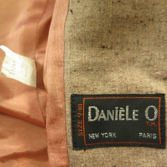 Daniele-O-Womens-3-piece-suit-nubby-fleck-H31J-9