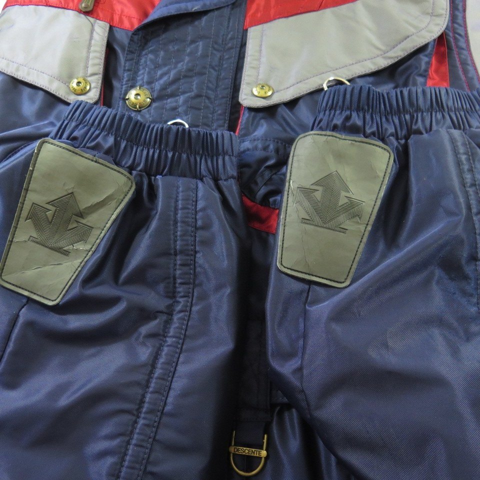 Descente-Ski-suit-mens-ski-