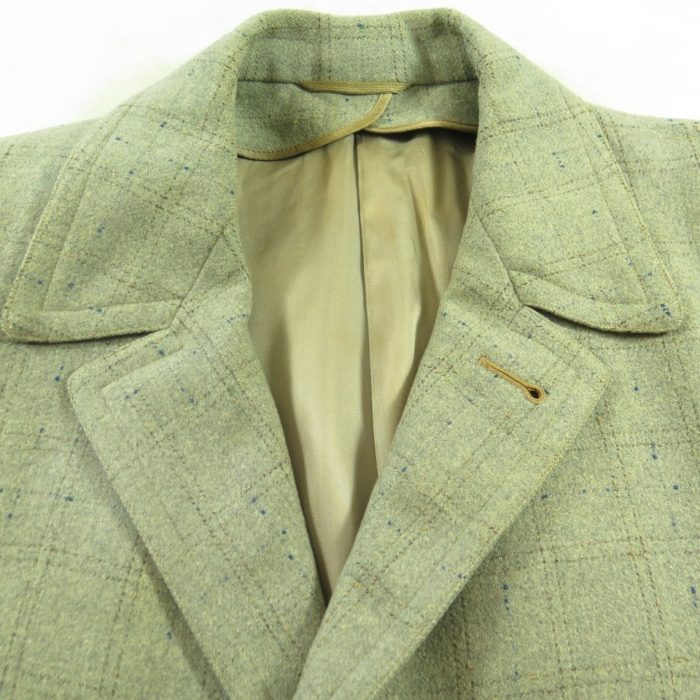 Nubby-fleck-pinstripe-overcoat-H31I-10