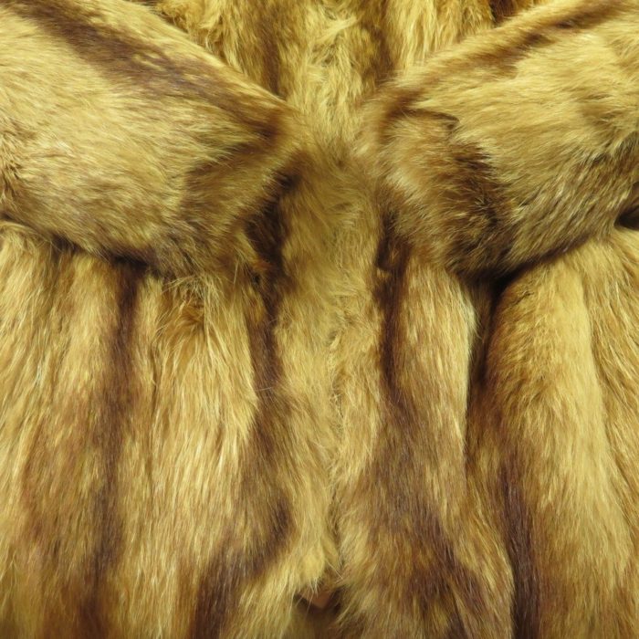 Womens-fur-fox-fur-coatH30O-7