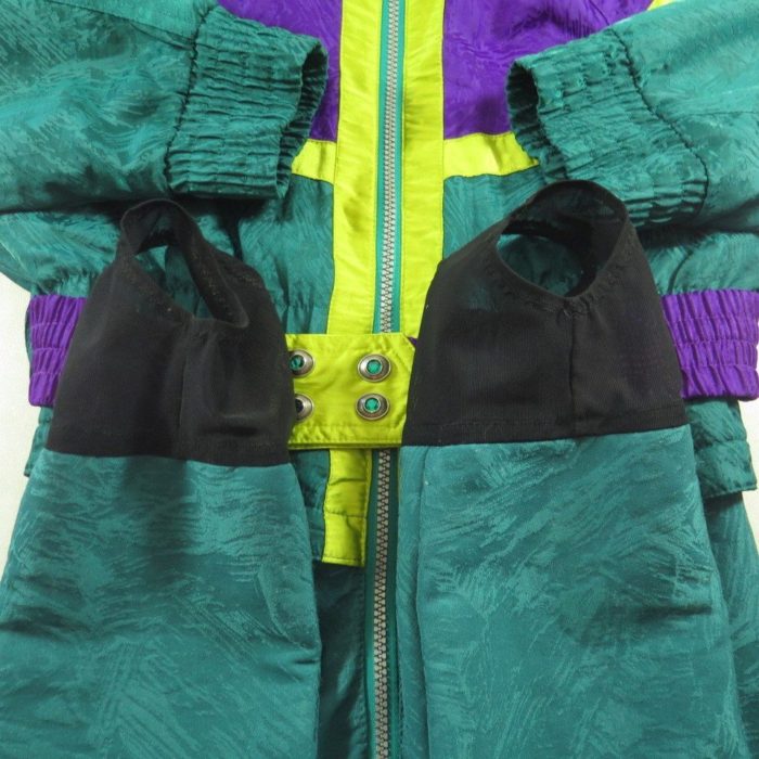 obermeyer-womens-ski-suit-H23Q8