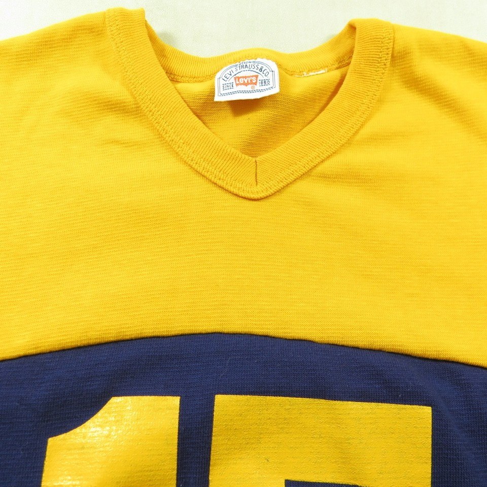 Vintage 70s Levis 50/50 T-shirt Mens M Jersey Yellow Tab Number 15 ...