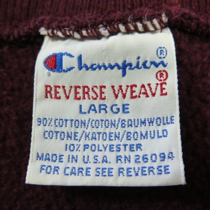 Champion-reverse-weave-university-chicago-sweatshirt-H48E-9