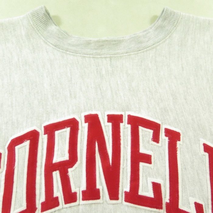 Cornell-University-champion-sweatshirt-H45D-8