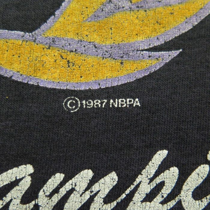 LA-Lakers-world-champs-t-shirt-H46H-9