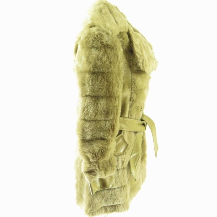 Size 8M, yellow fur trim suede leather boots. new! - clothing & accessories  - by owner - apparel sale - craigslist