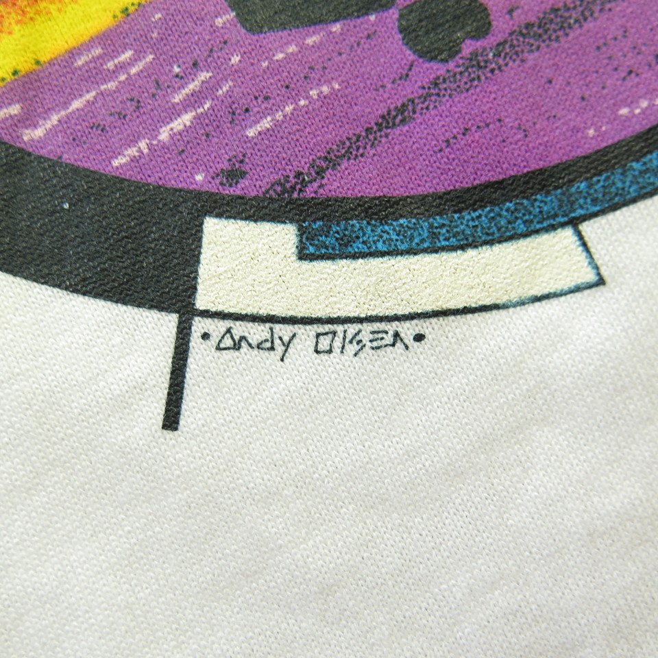 80s-kennedy-space-center-atlantis-t-shirt-H60K-7