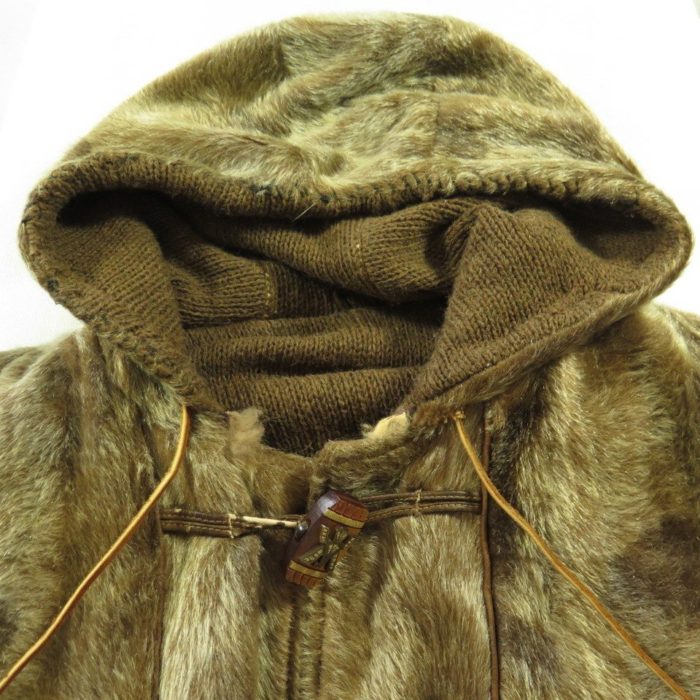 Skua-faux-fur-coat-toggle-H50M-9