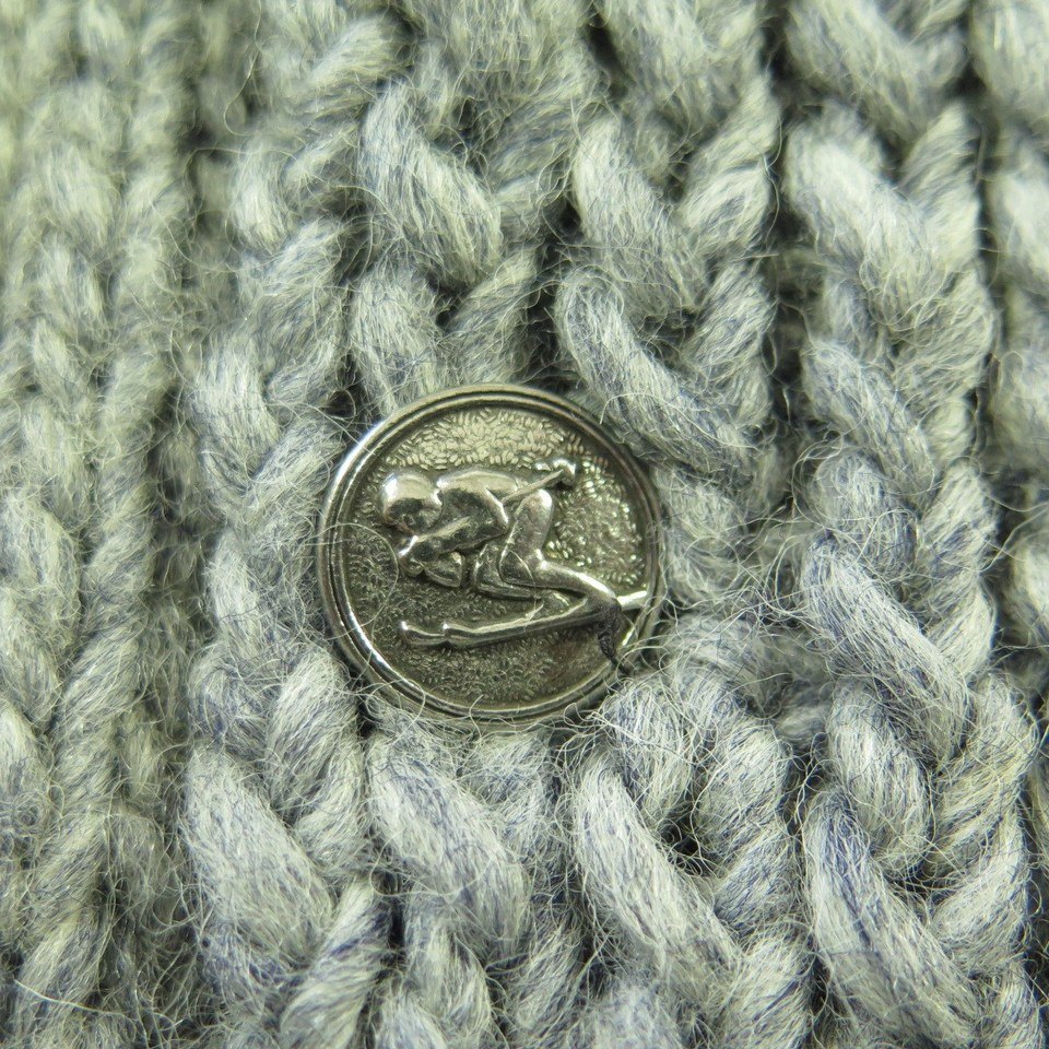 hand-made-downhill-skier-sweater-H49U-7