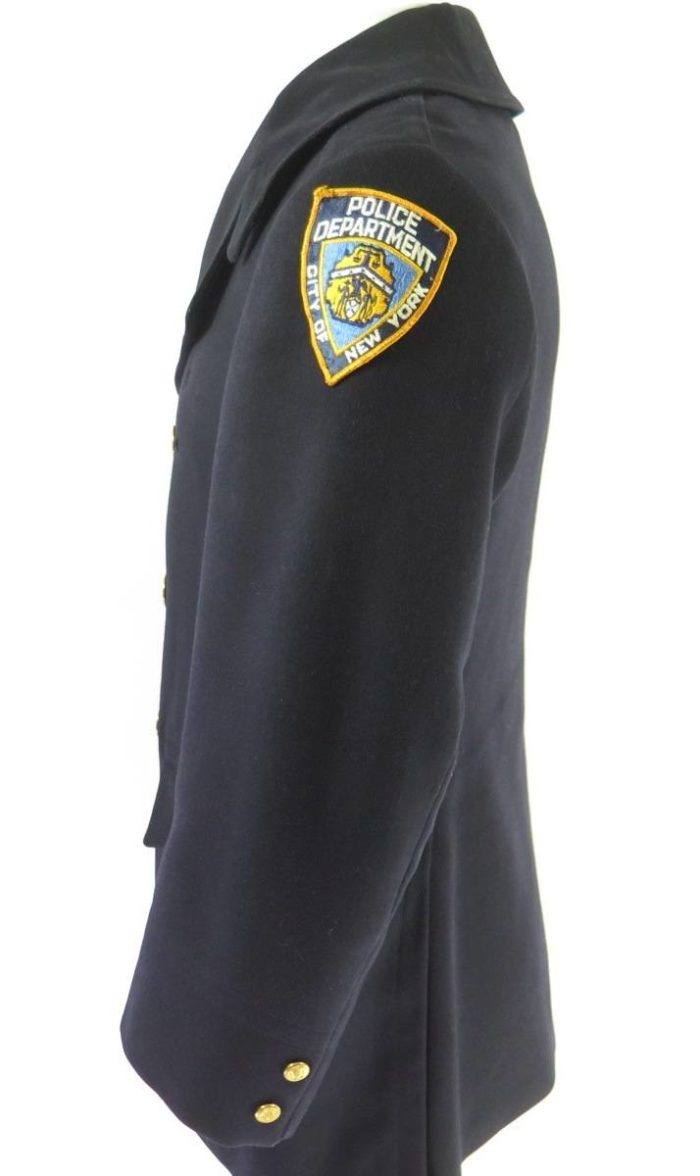 60s-new-york-city-peacoat-police-H60Z-3