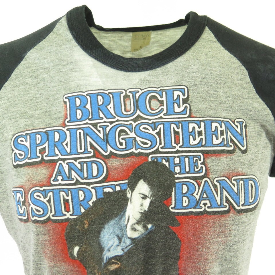 70s Bruce Springsteen Iron On 1976 Rock t-shirt Medium - The Captains  Vintage