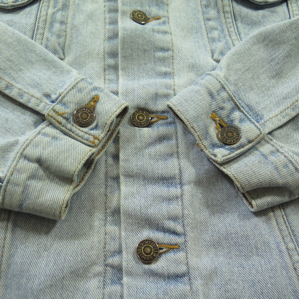 90s-levi-denim-jacket-H65D-9