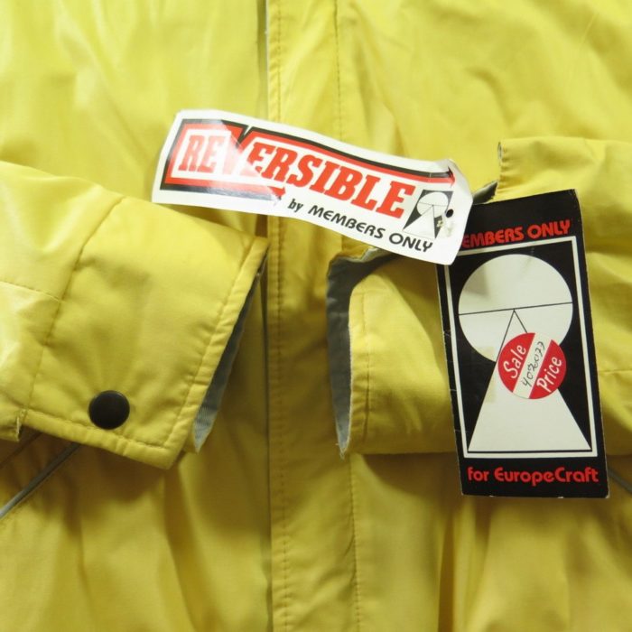 80s-reversible-jacket-members-only-H72W-9