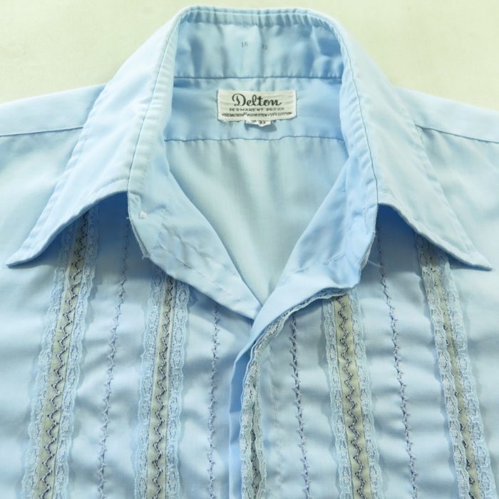 Delton-70s-tuxedo-shirt-blue-H72Q-6