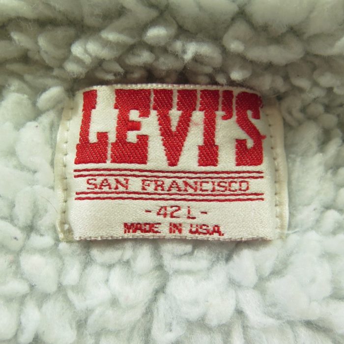 Levis-trucker-sherpa-denim-jacket-H71L-5