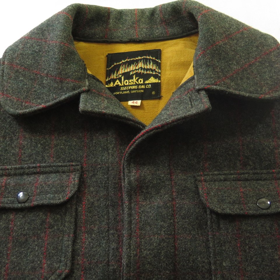 Vintage 40s Mackinaw Coat Mens 44 Hunting Plaid Wool USA Alaska Sleeping Bag