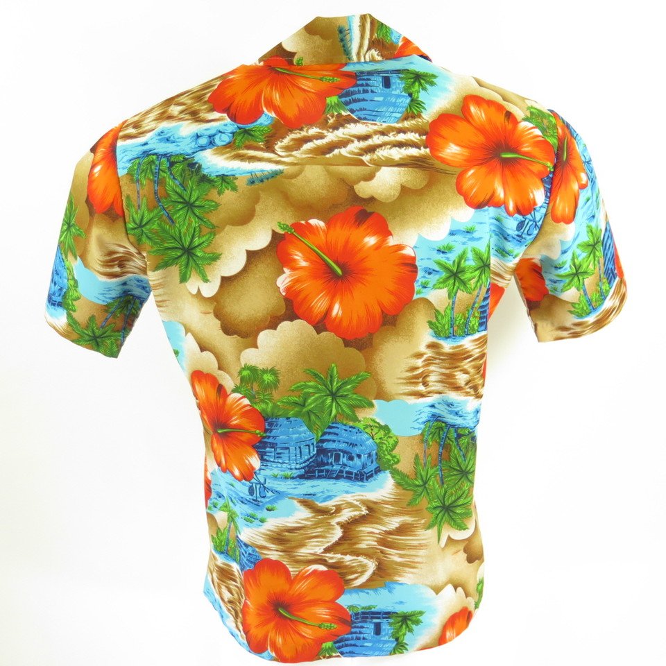 Vintage 60s Hawaiian Aloha Shirt Medium Bright Floral Retro