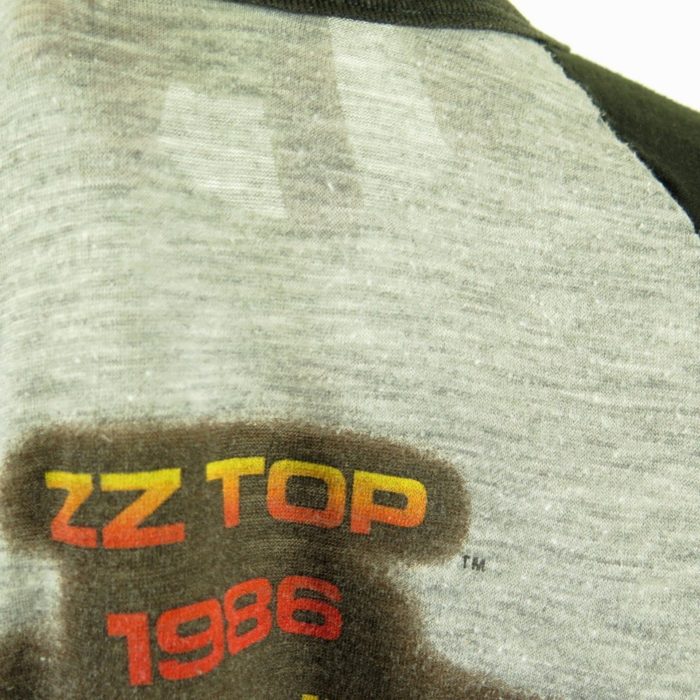 80s-ZZ-Top-tour-band-t-shirt-H88D-4