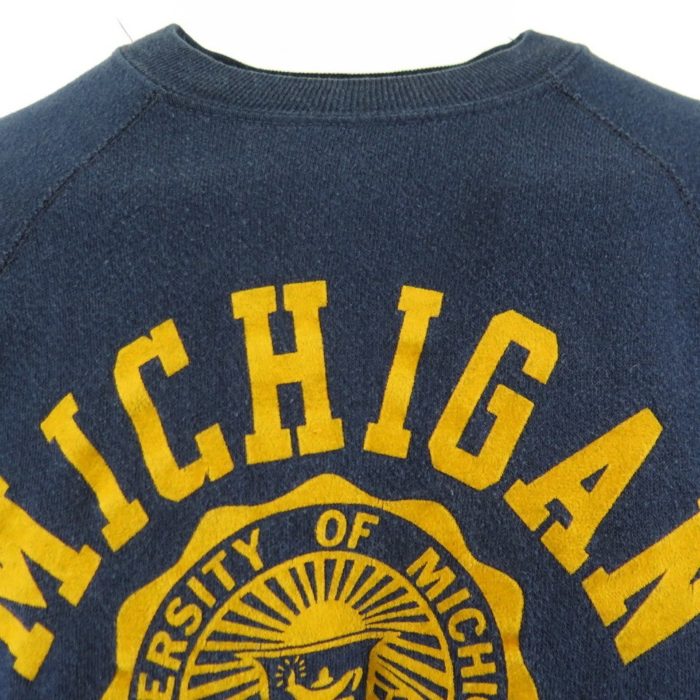 80s-michigan-university-sweatshirt-Artex-H85X-2