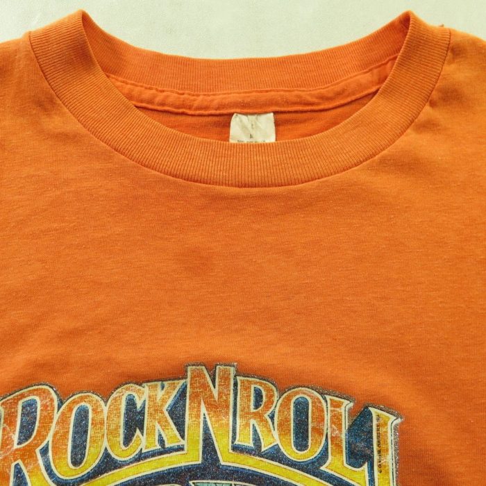 80s-rock-and-roll-forever-glitter-print-t-shirt-H84X-2