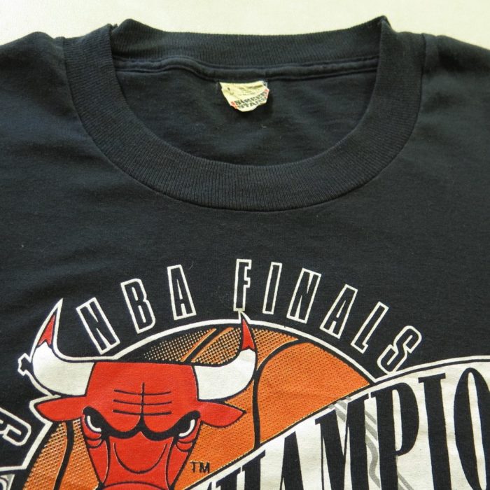 Shirts, Vintage 1991 Chicago Bulls Vs La Laker Nba Finals Champions  Basketball Shirt Tee