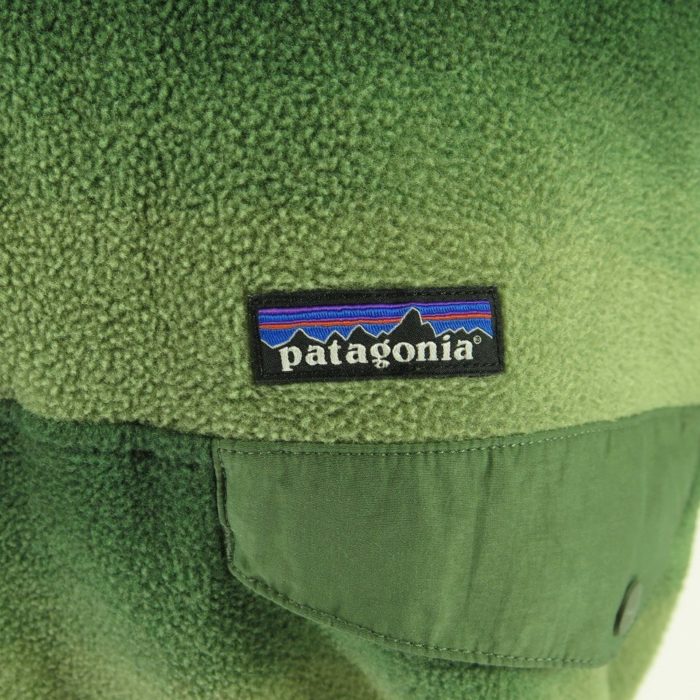 Patagonia-smoke-green-stripe-jacket-H81Q-3