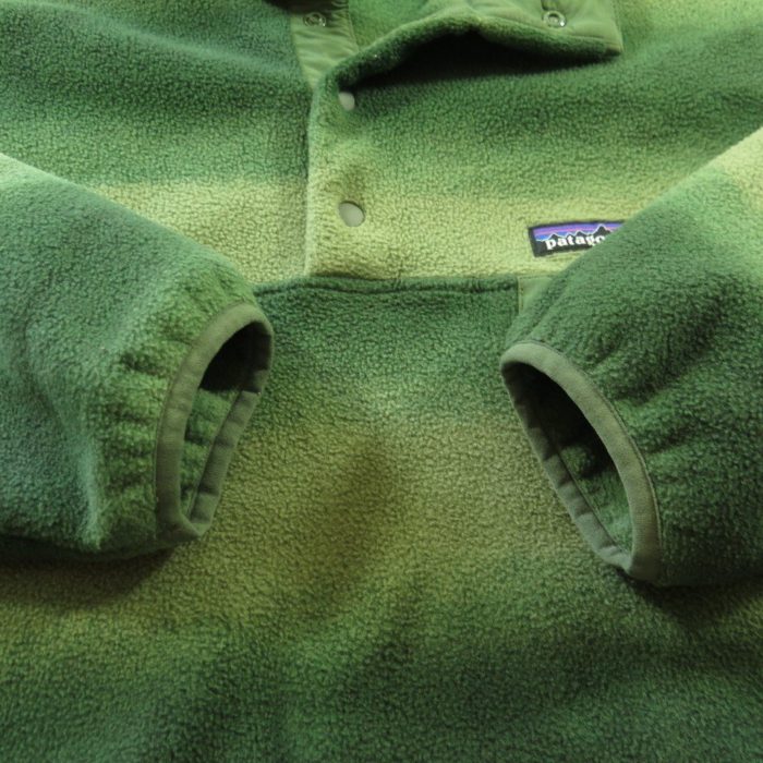Patagonia-smoke-green-stripe-jacket-H81Q-9
