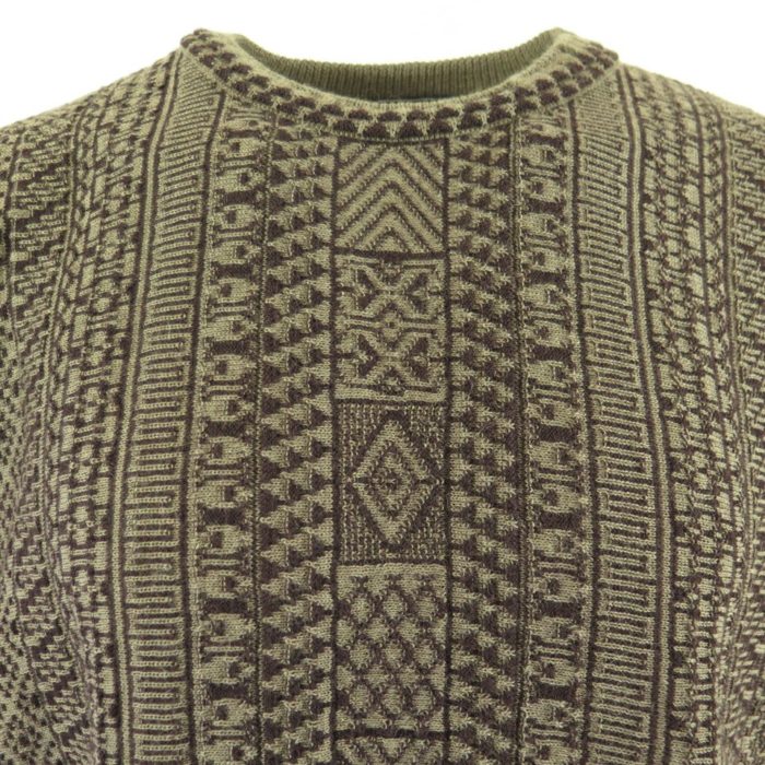 Peruvian-connection-sweater-H86R-2