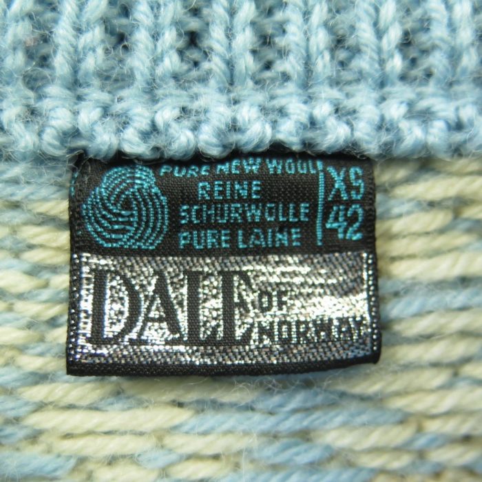Dale-of-norway-sweater-jacket-white-blue-I08D-7