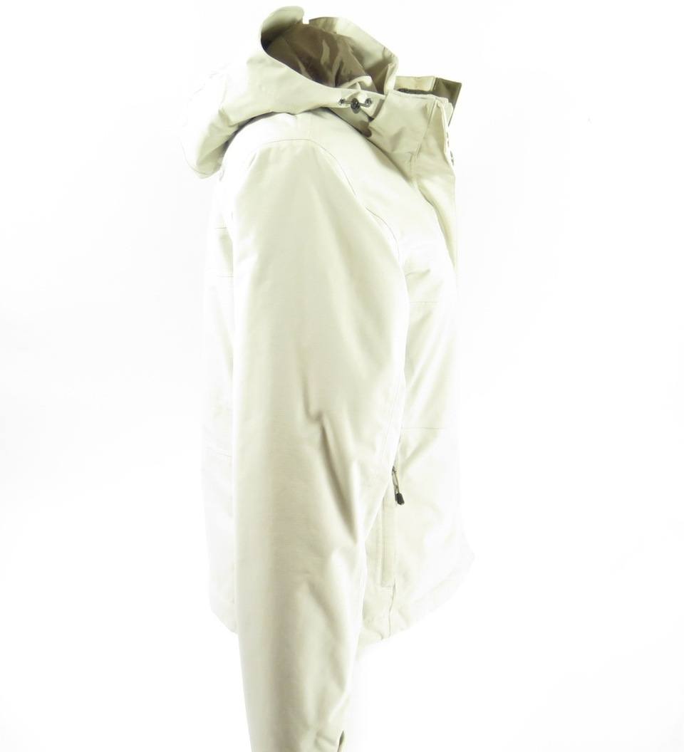 north-face-hyvent-white-jacket-I11W-4