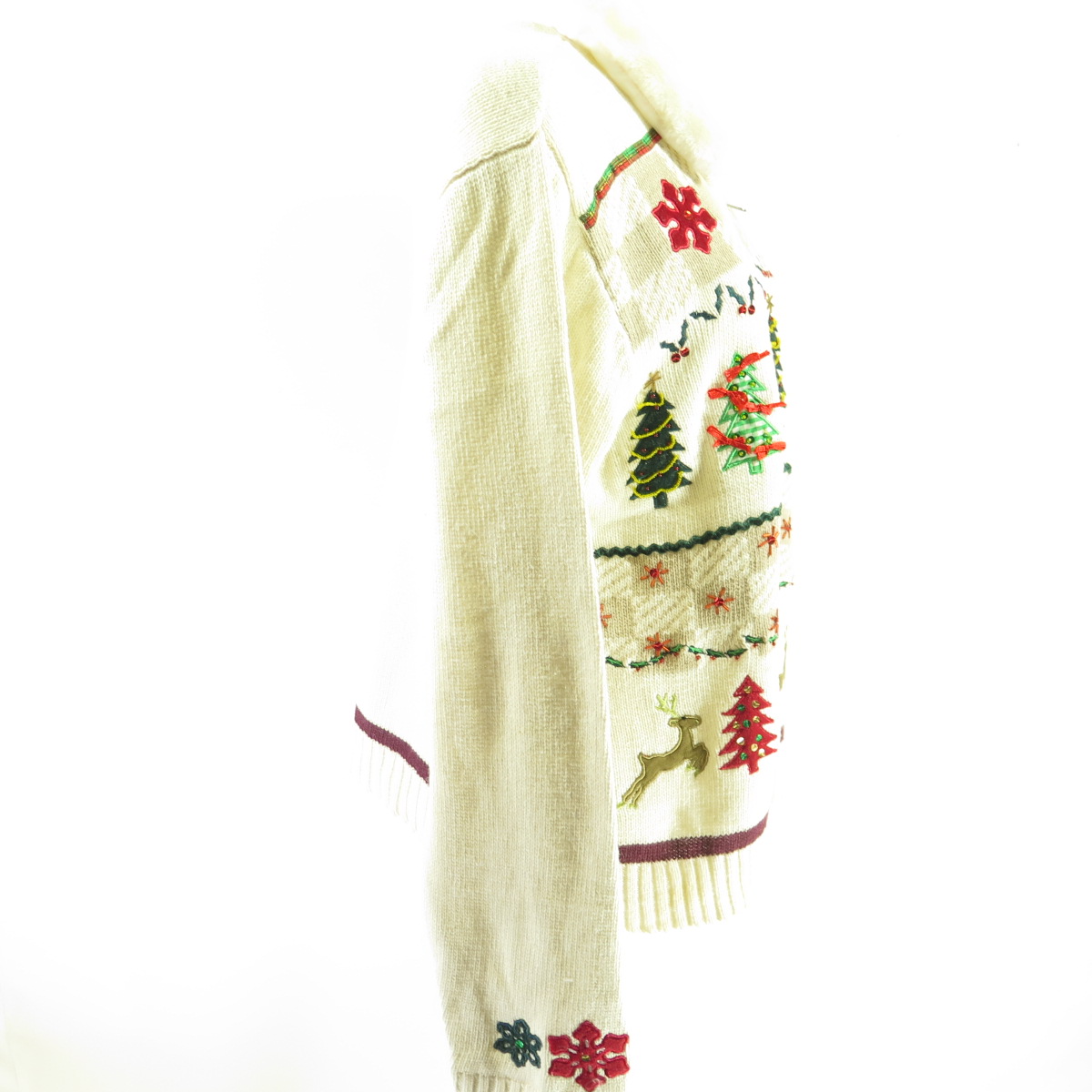 fuzzy-collar-ugly-sweater-I19P-4