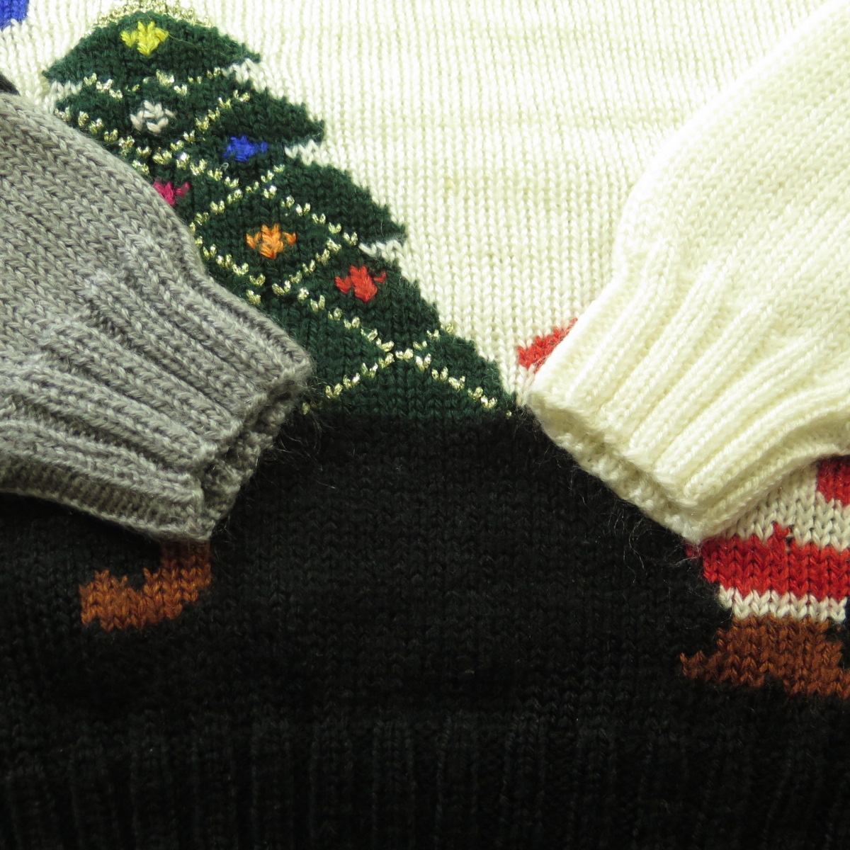 ugly-smoking-santa-sweater-I19K-8