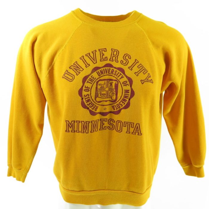 80s-university-of-chicago-sweatshirt-H73E-1