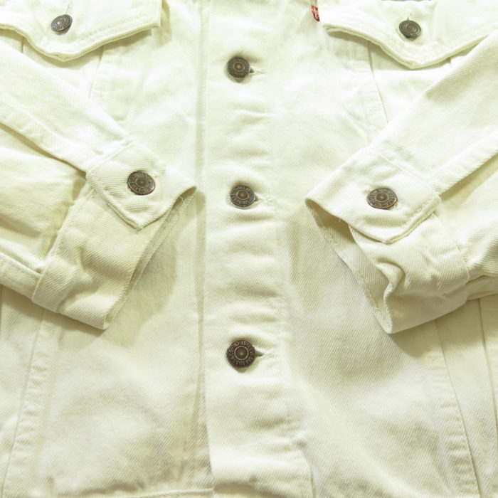 white-80s-levis-tiger-jacket-I15K-5