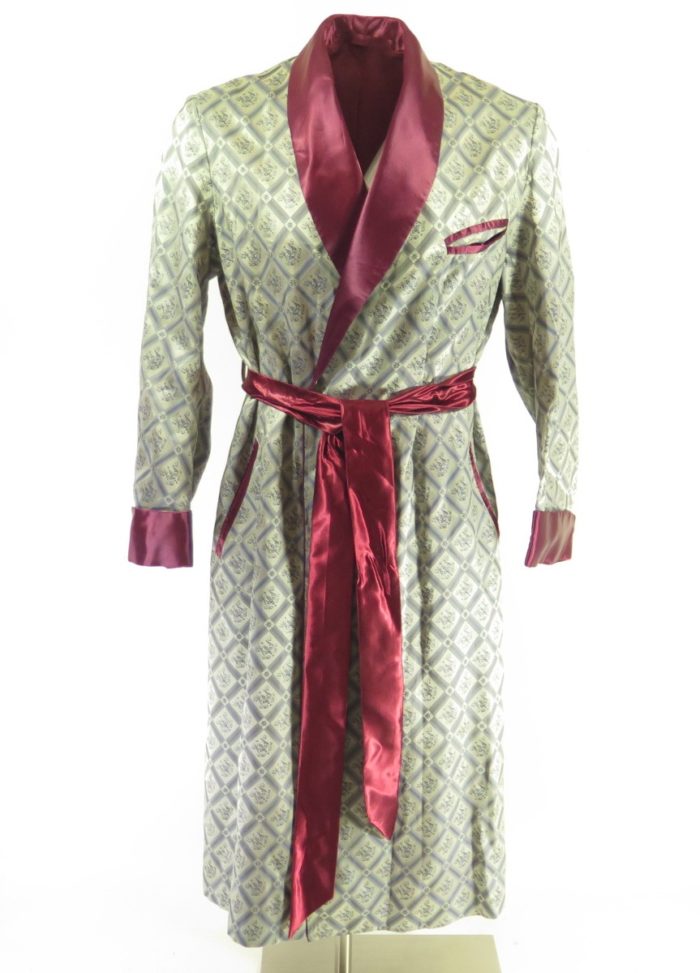 brocade-50s-silver-robe-I13H-1